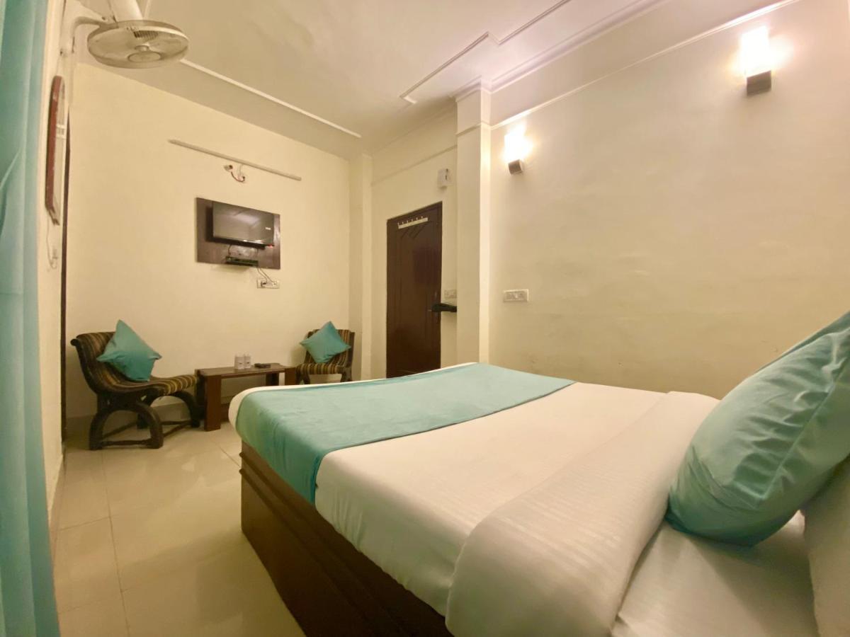 Riversun Hotel Mall Road Мусори Екстериор снимка