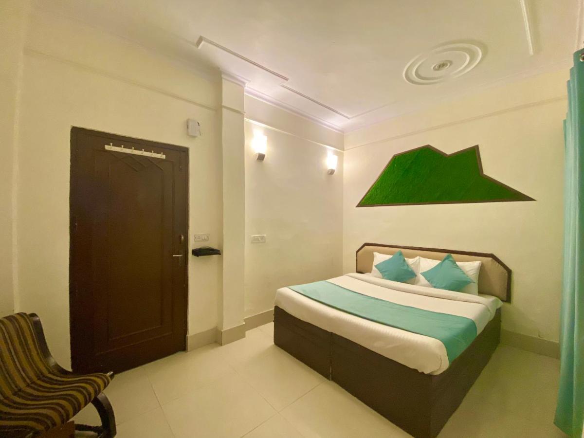Riversun Hotel Mall Road Мусори Екстериор снимка